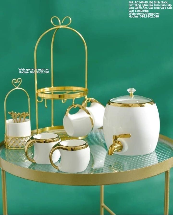 BỘ BÌNH NƯỚC SỨ TRẮNG KÈM GIÁ TREO CAO CẤP